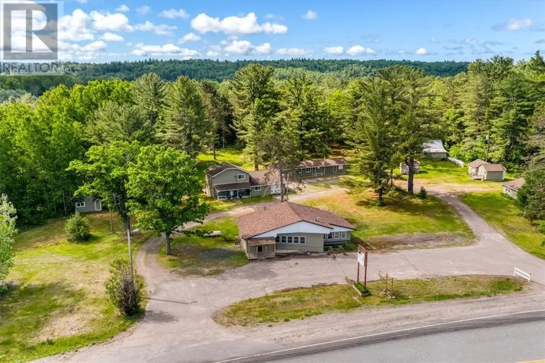1806 Highway 17, Massey