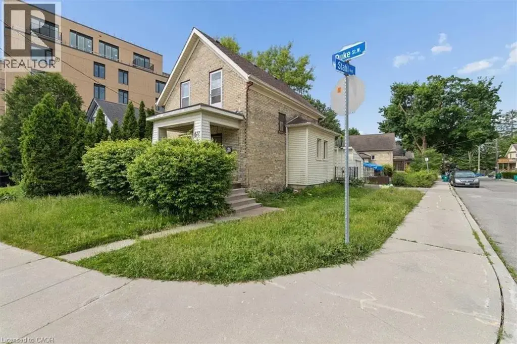 427 Duke Street W, Kitchener