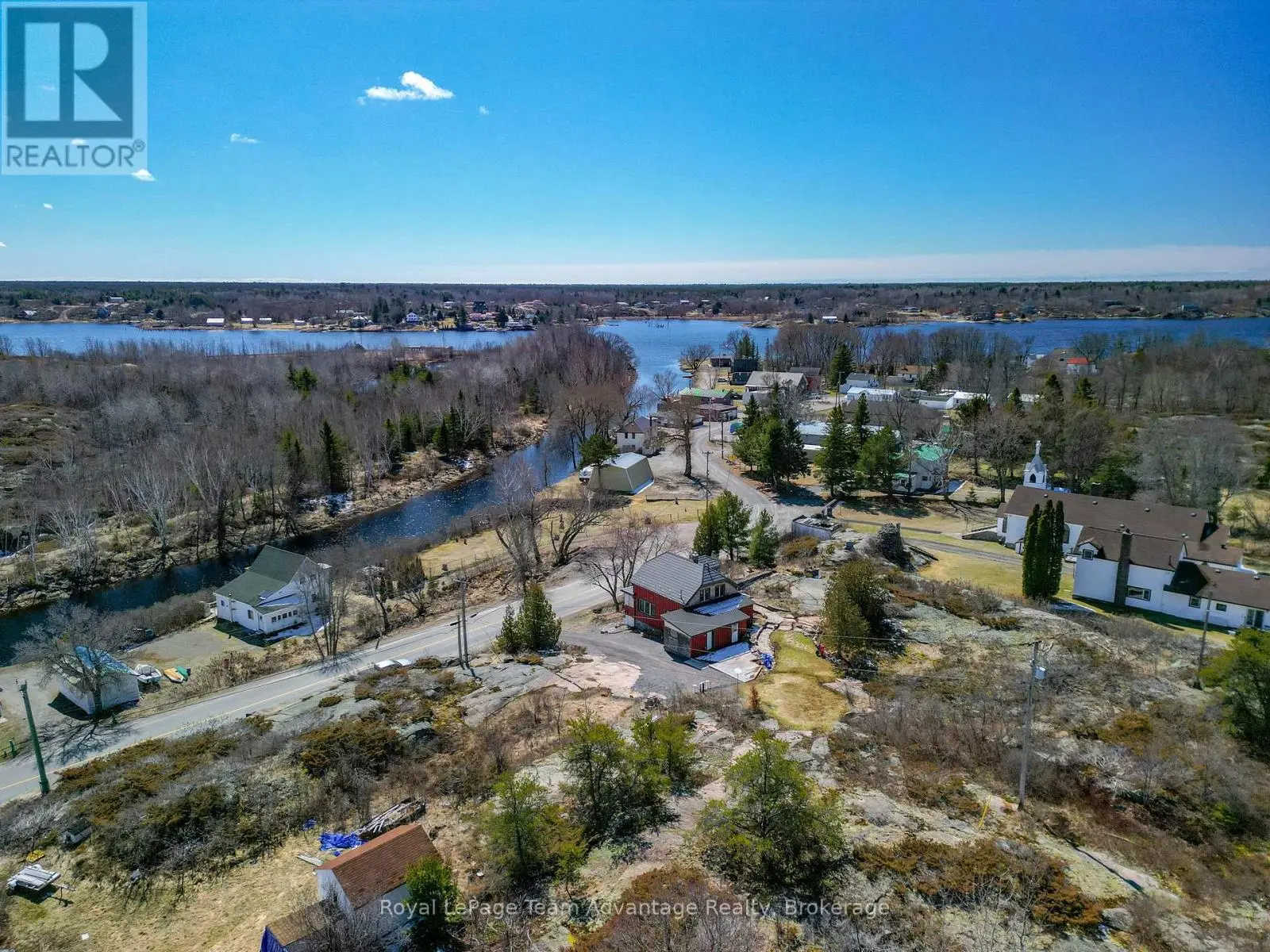 945 Riverside Drive, Parry Sound Remote Area (Wallbridge)