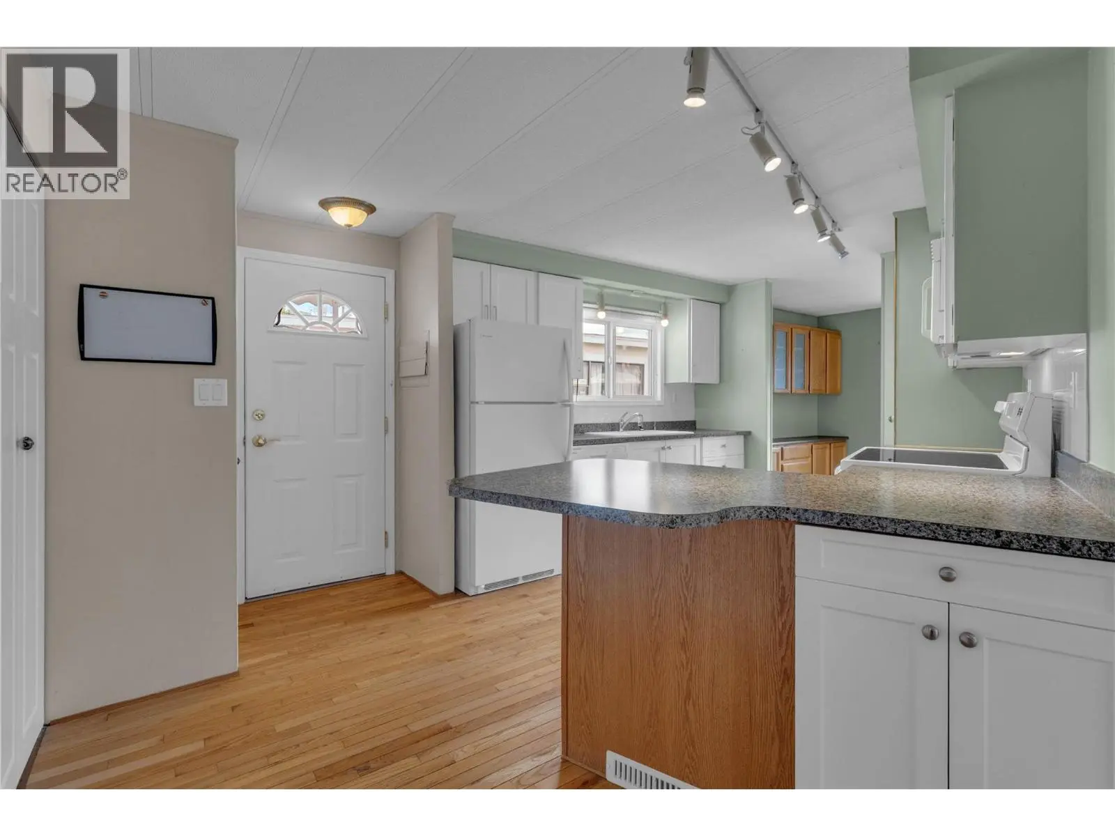 3745 Lakeshore Road Unit# 146. Kelowna, British Columbia