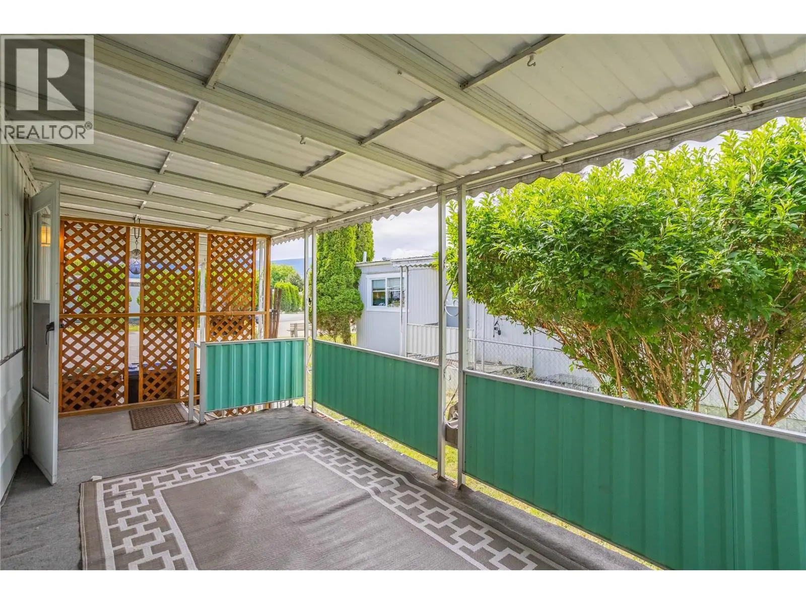 3745 Lakeshore Road Unit# 146. Kelowna, British Columbia