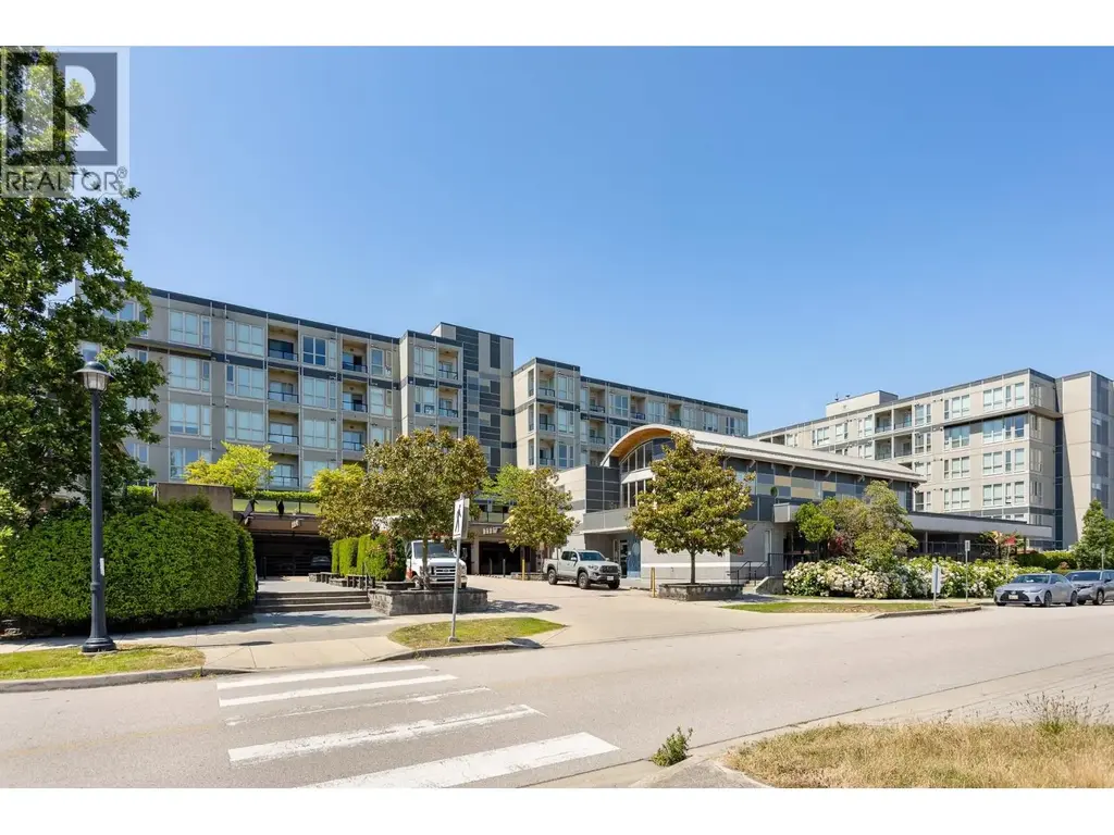 562 4099 Stolberg Street, Richmond