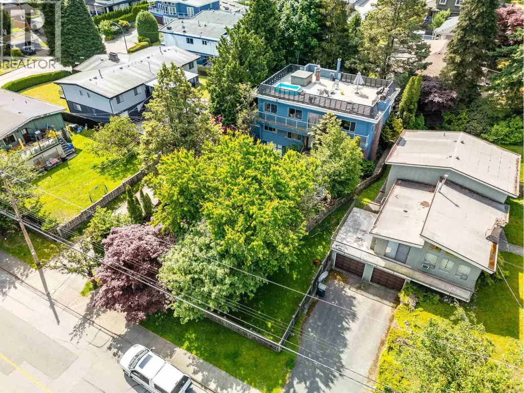 4660 Bond Street, Burnaby