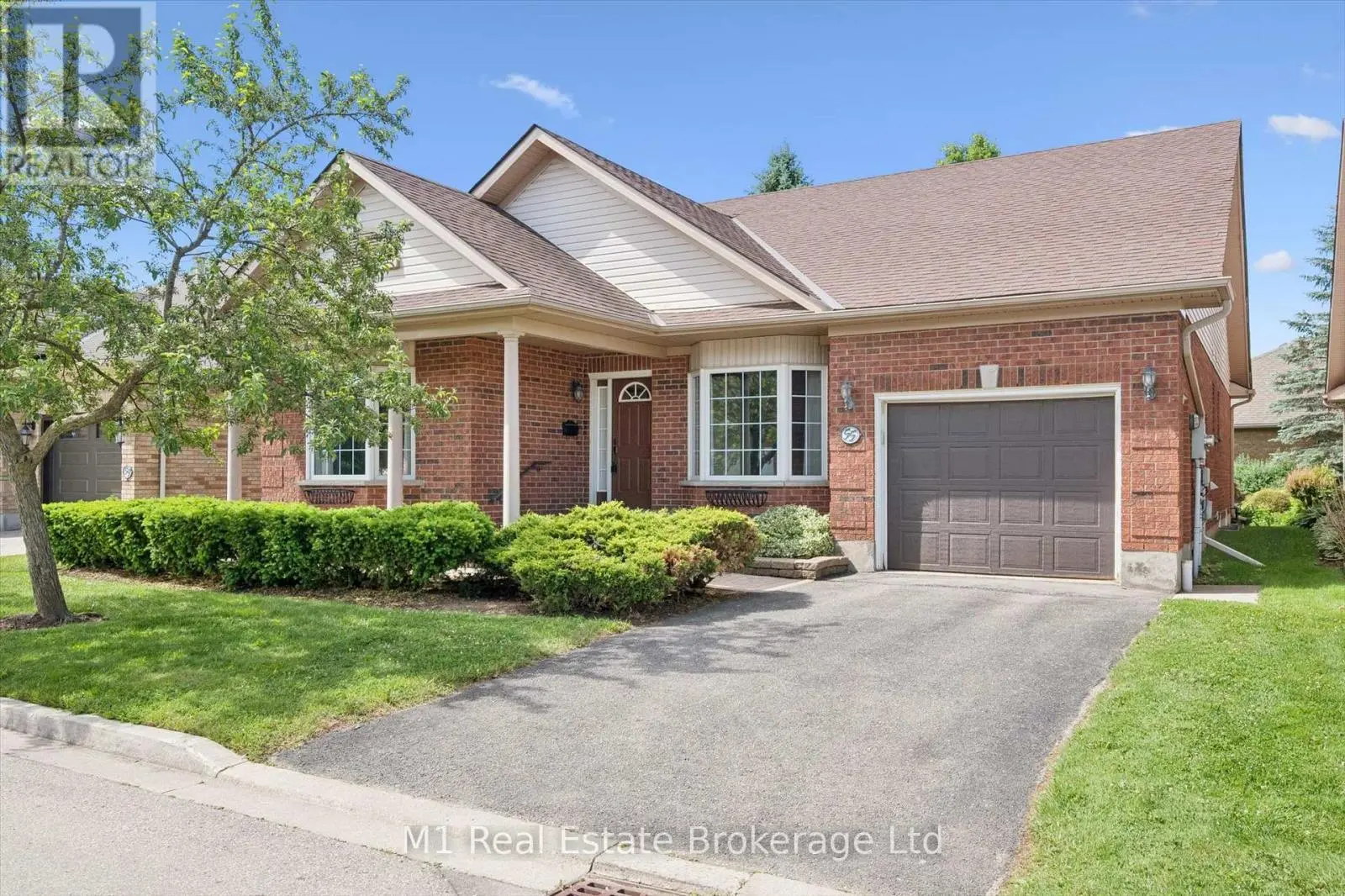 55 Honeysuckle Drive, Guelph (Village By The Arboretum)