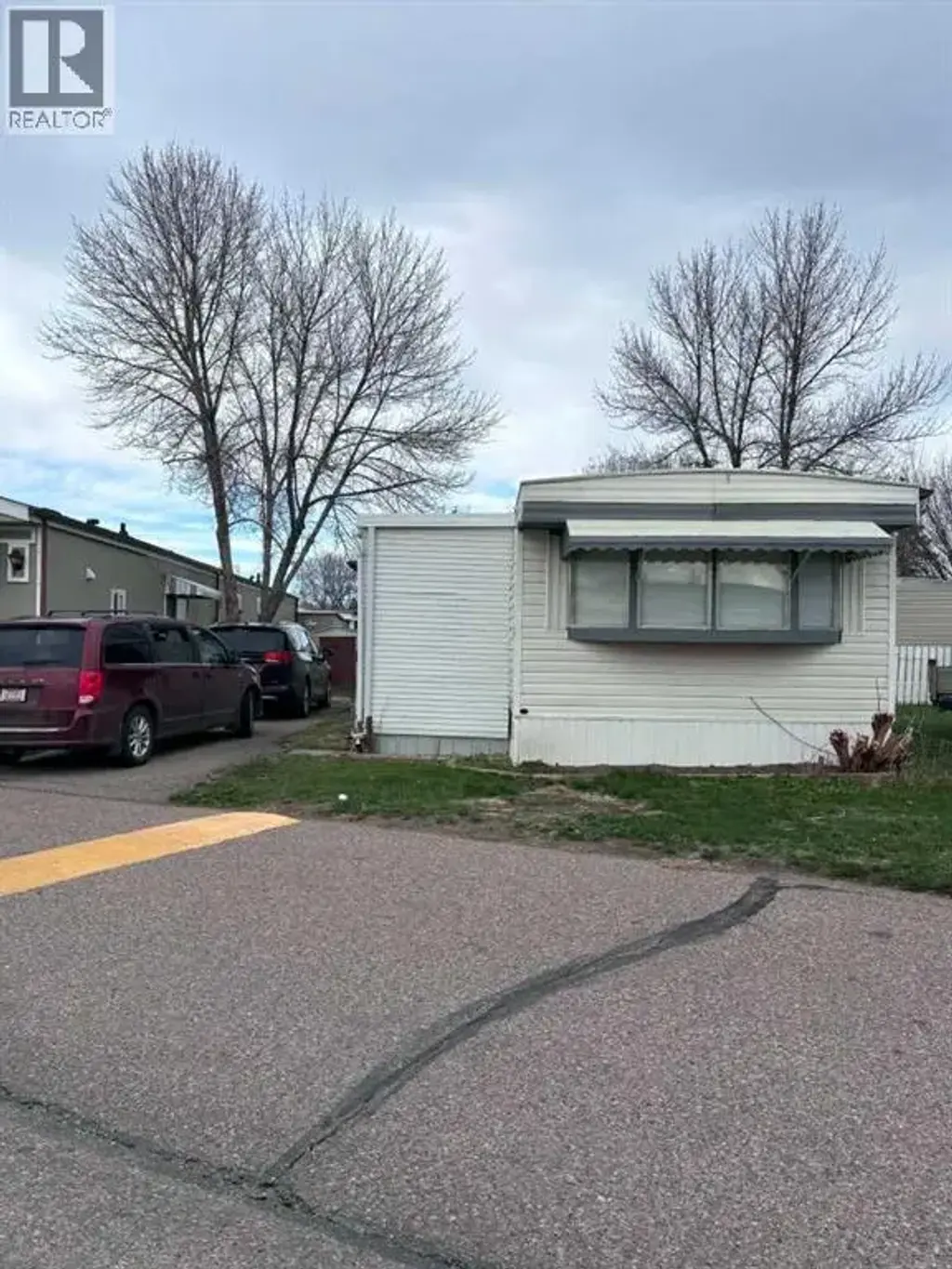 18, 2300 13 Street N, Lethbridge
