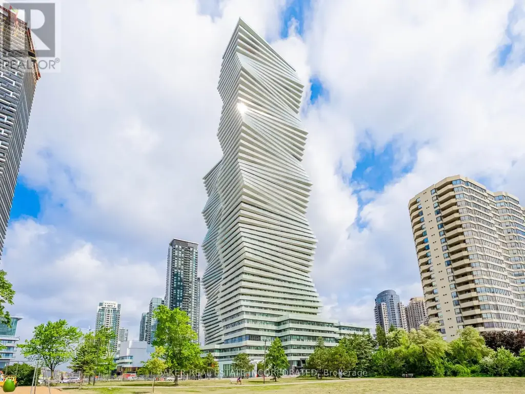 Th 12 - 407 Webb Drive, Mississauga (City Centre)