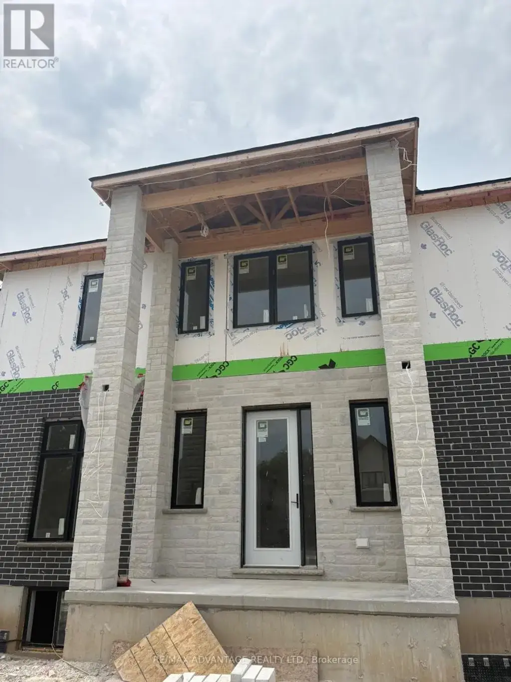 2579 Bateman Trail, London South (South W)