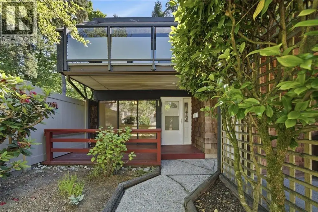 9981 Millburn Court, Burnaby