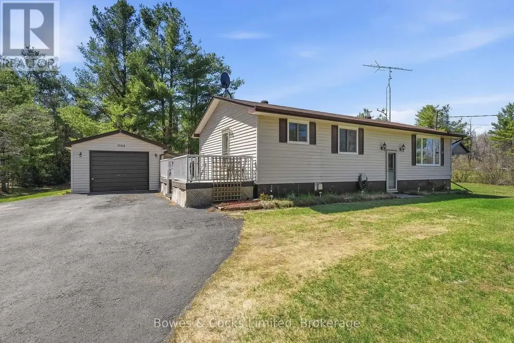 1044 County Road 40, Douro-Dummer