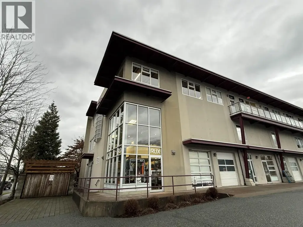 104 39012 Discovery Way, Squamish