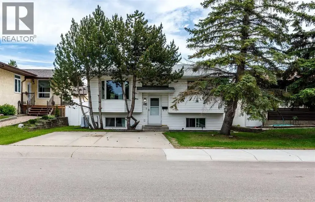 63 Mclevin Crescent, Red Deer