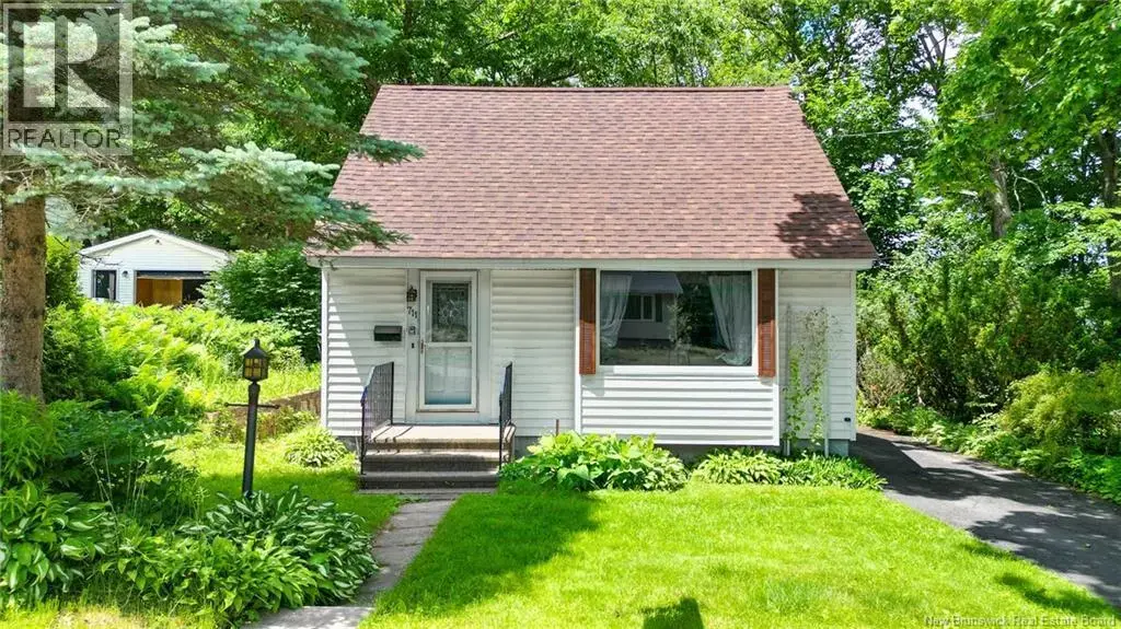 711 Reid Street, Fredericton