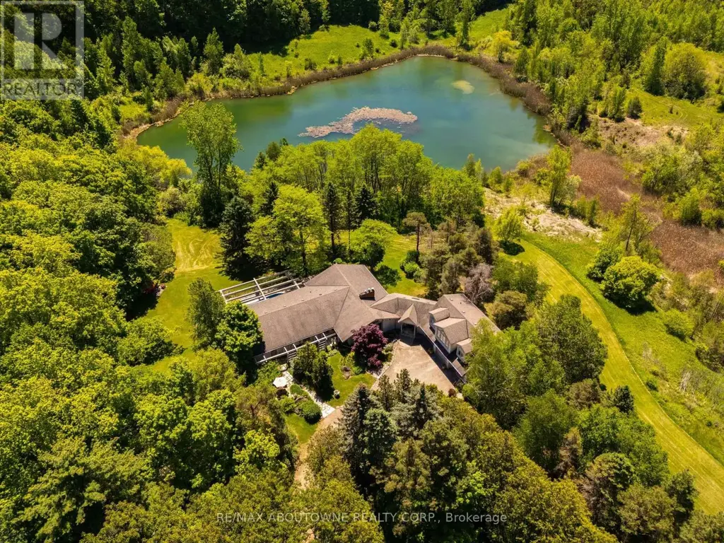 2360 8 Side Road, Burlington