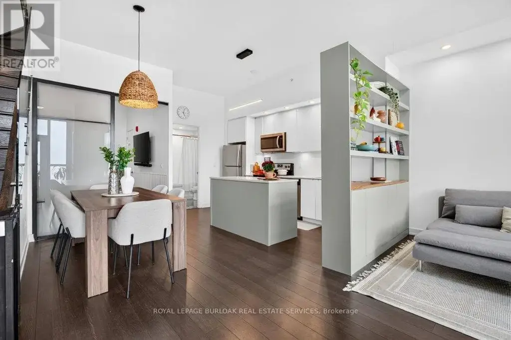 B209 - 5240 Dundas Street, Burlington (Orchard)