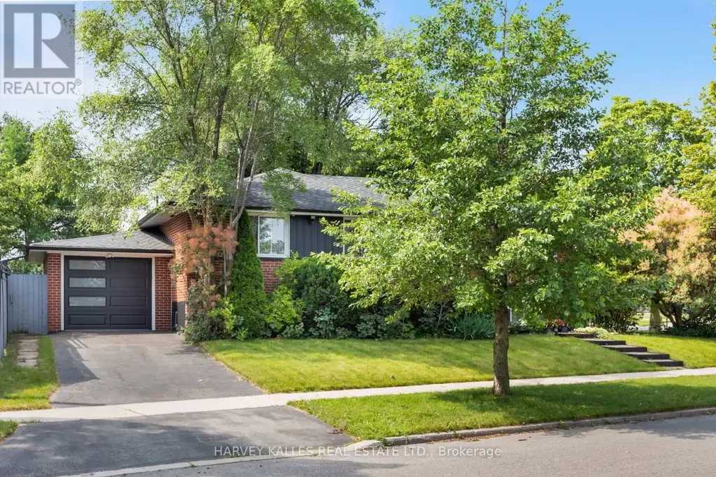 49 Learmont Drive, Toronto (Willowridge-Martingrove-Richview)