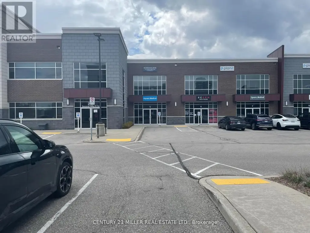 14 - 225 Speers Road, Oakville (QE Queen Elizabeth)