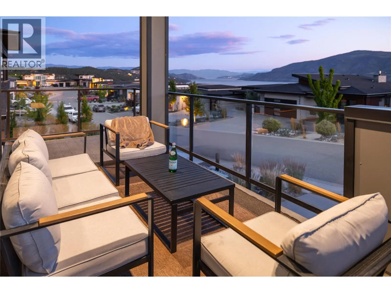 9499 Ledgestone Road. Lake Country, British Columbia
