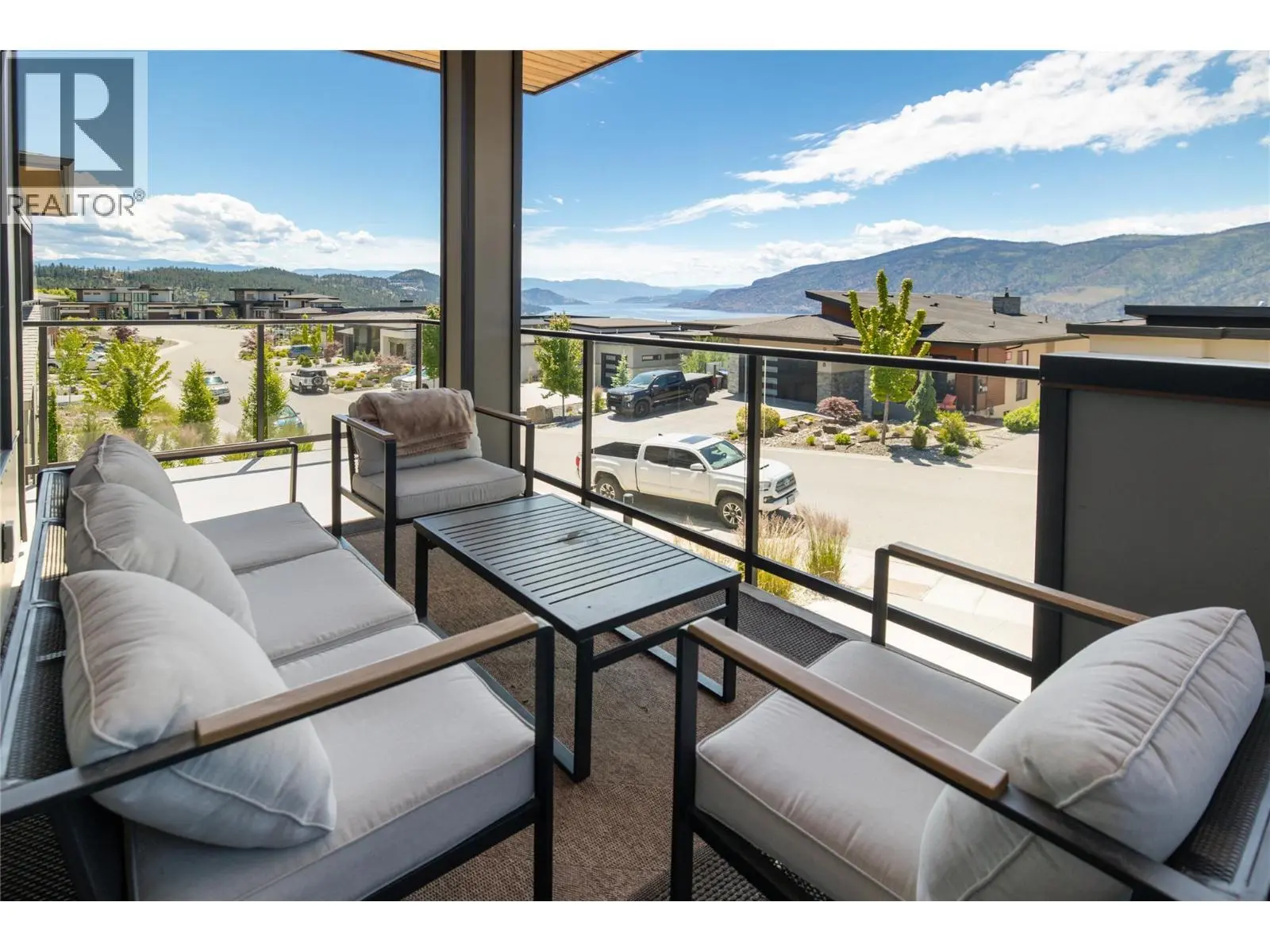 9499 Ledgestone Road. Lake Country, British Columbia