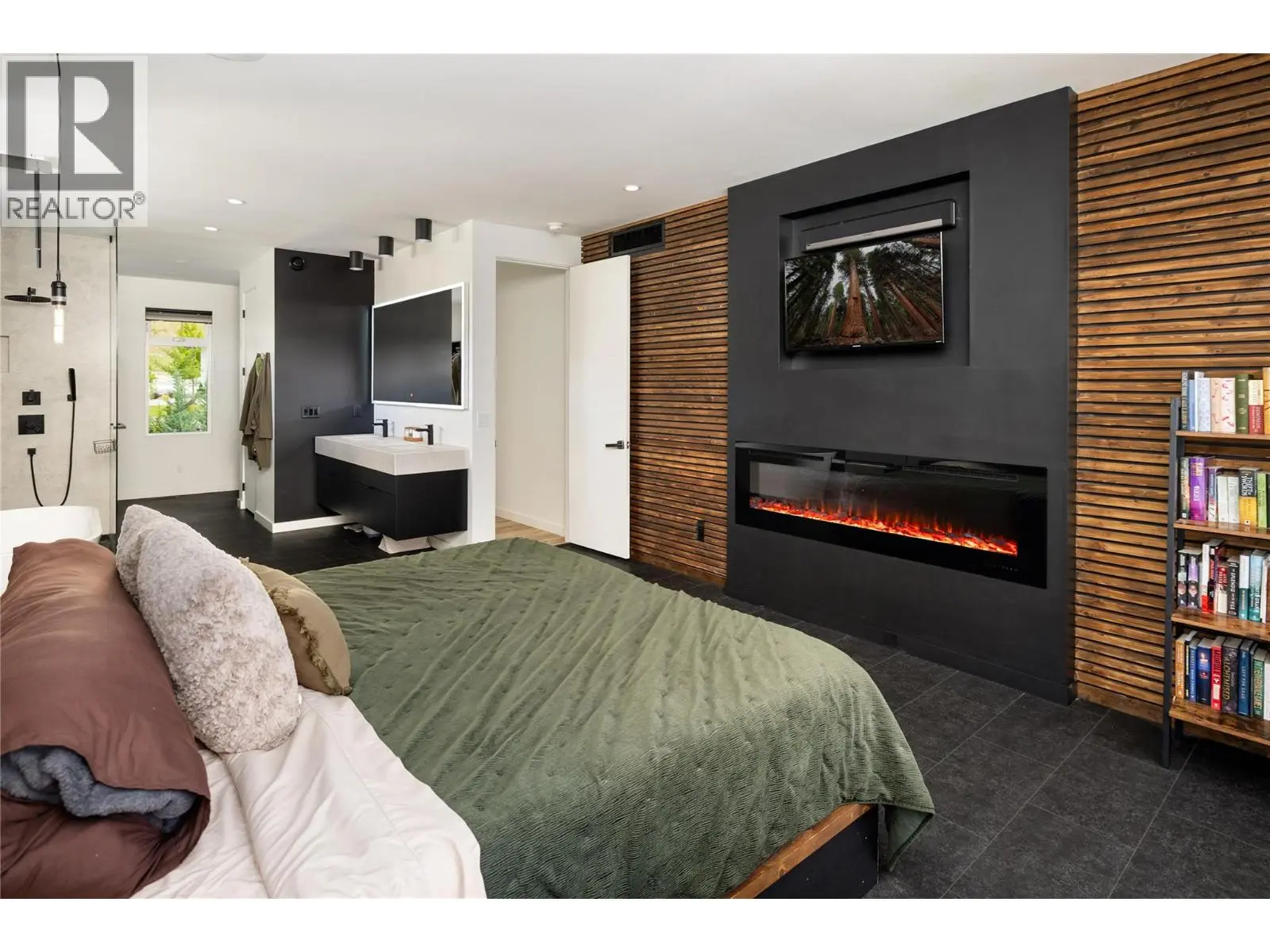 9499 Ledgestone Road. Lake Country, British Columbia