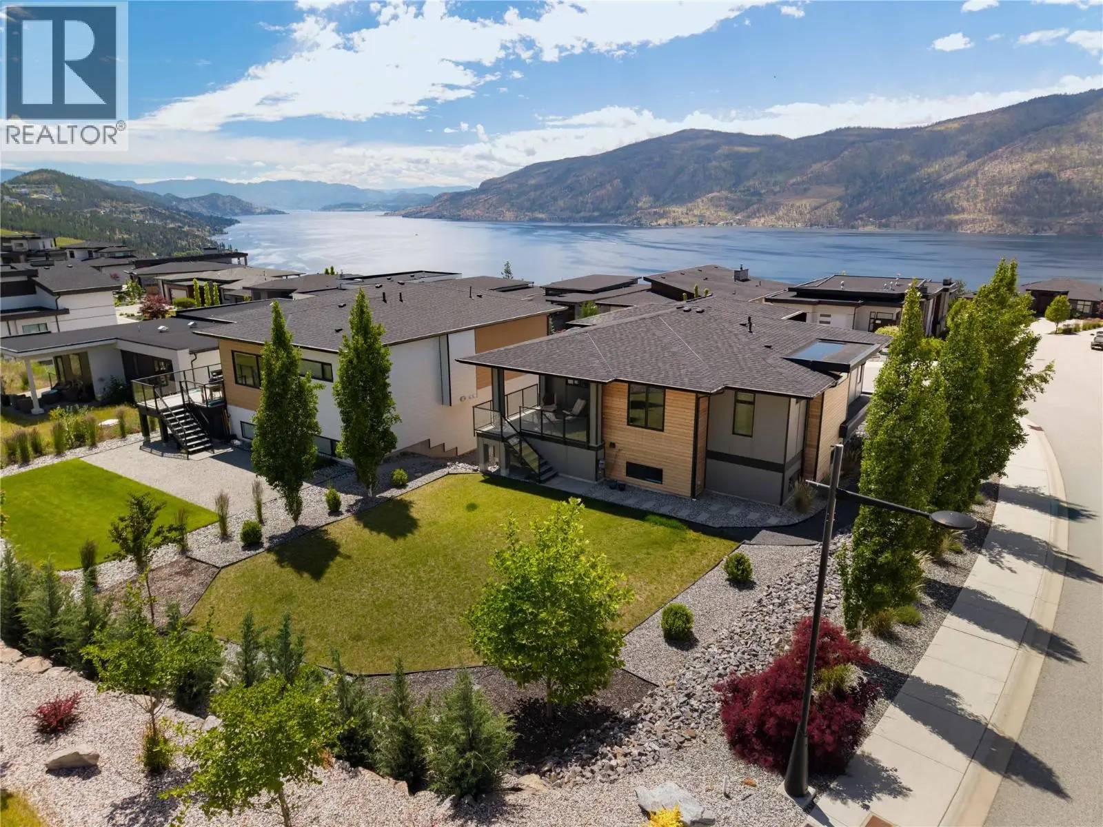 9499 Ledgestone Road. Lake Country, British Columbia