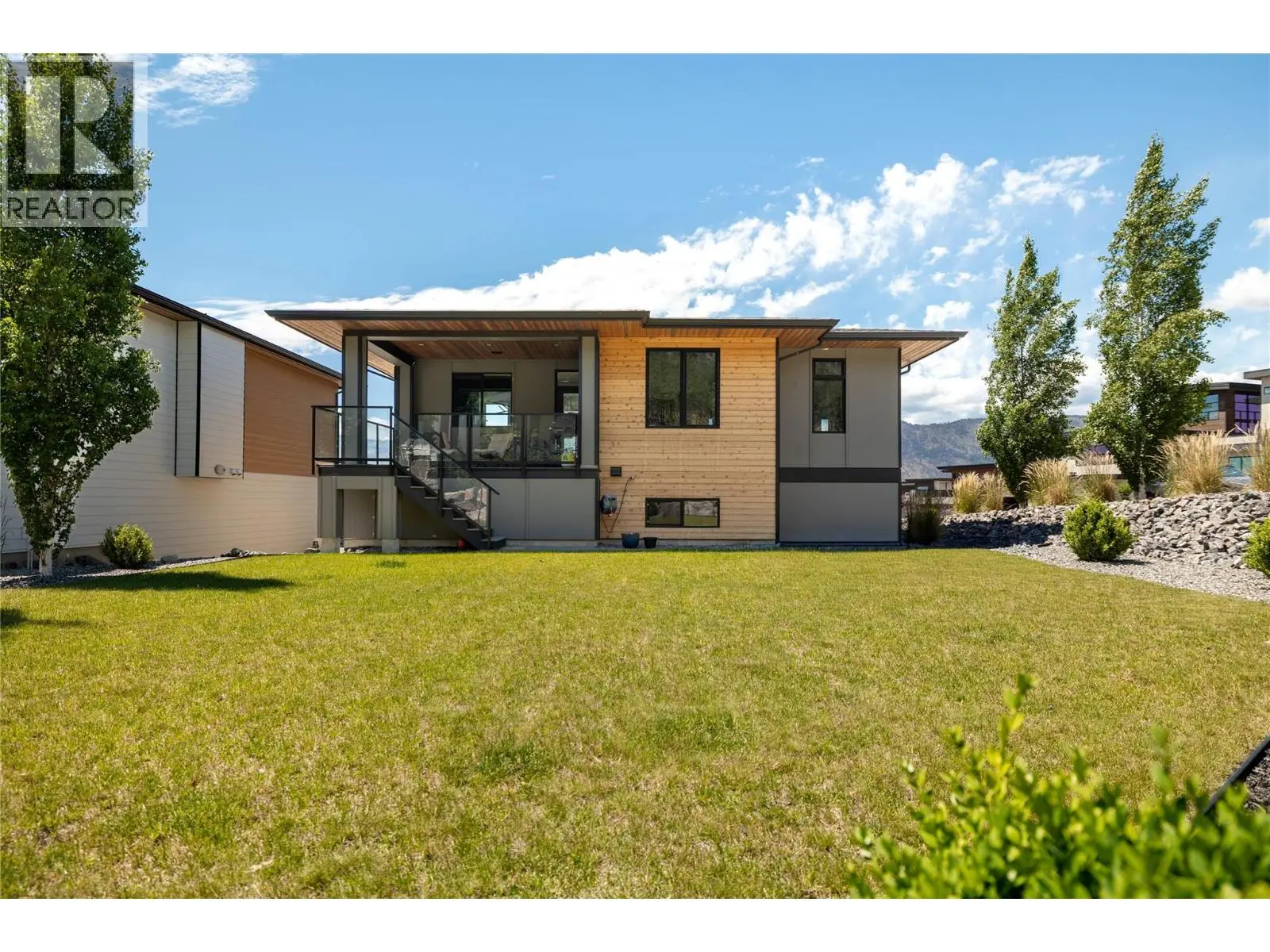 9499 Ledgestone Road. Lake Country, British Columbia