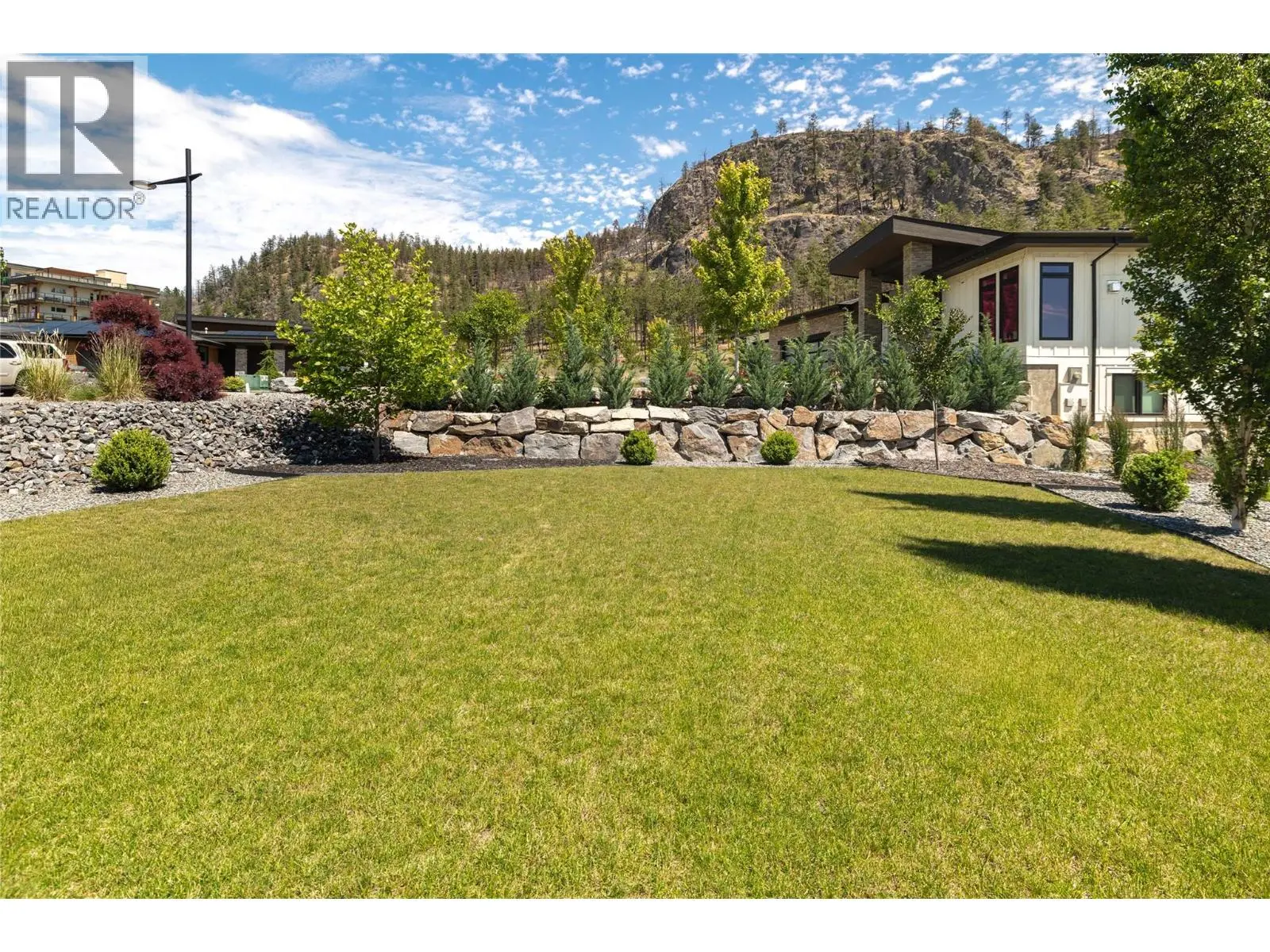 9499 Ledgestone Road. Lake Country, British Columbia