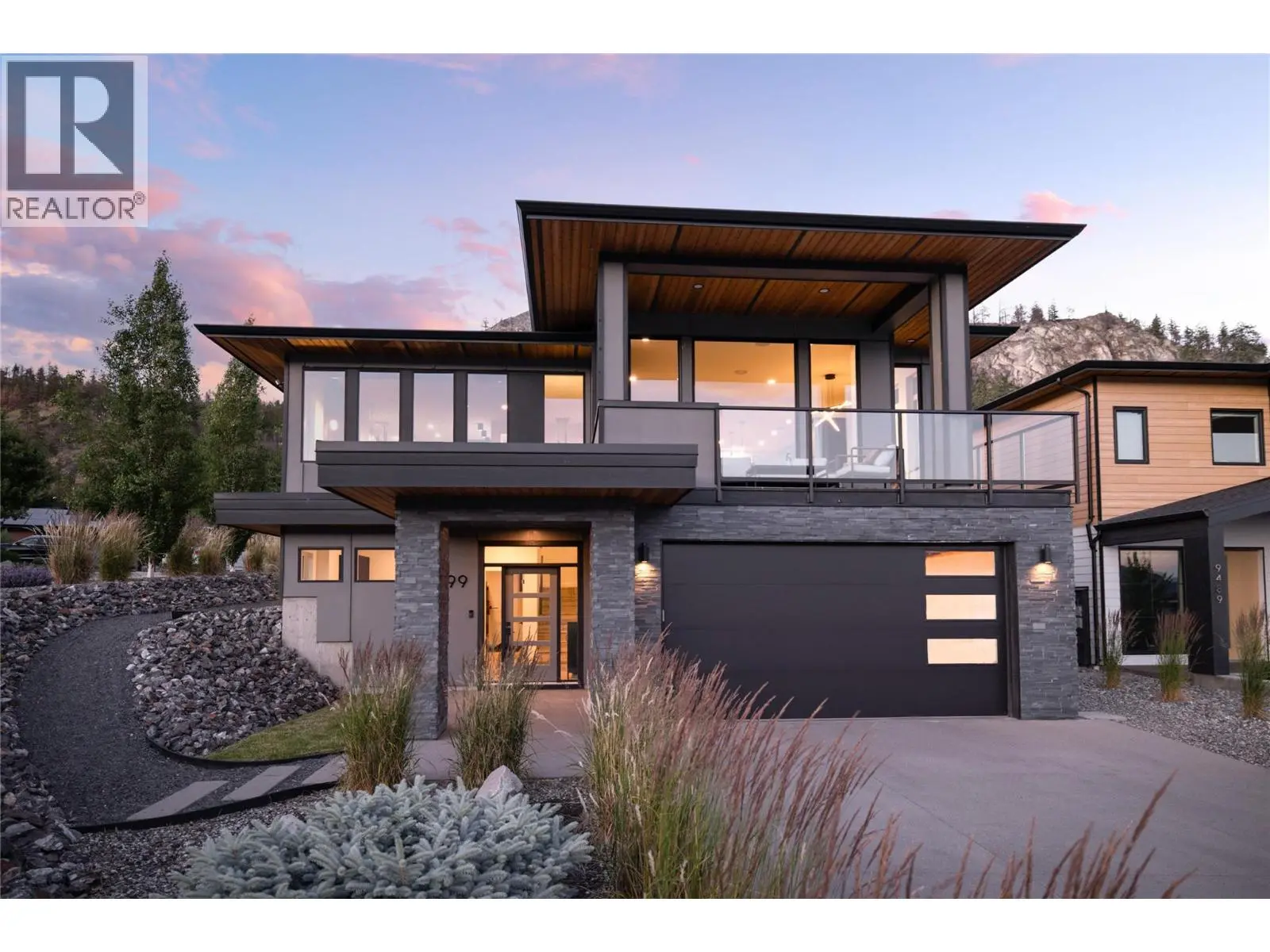 9499 Ledgestone Road. Lake Country, British Columbia