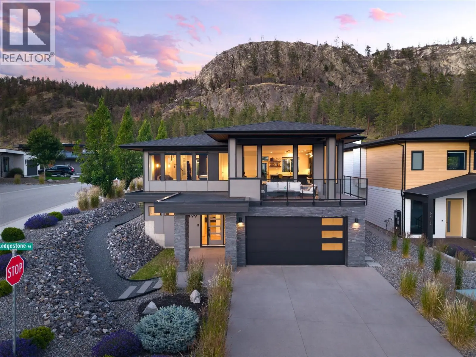 9499 Ledgestone Road. Lake Country, British Columbia
