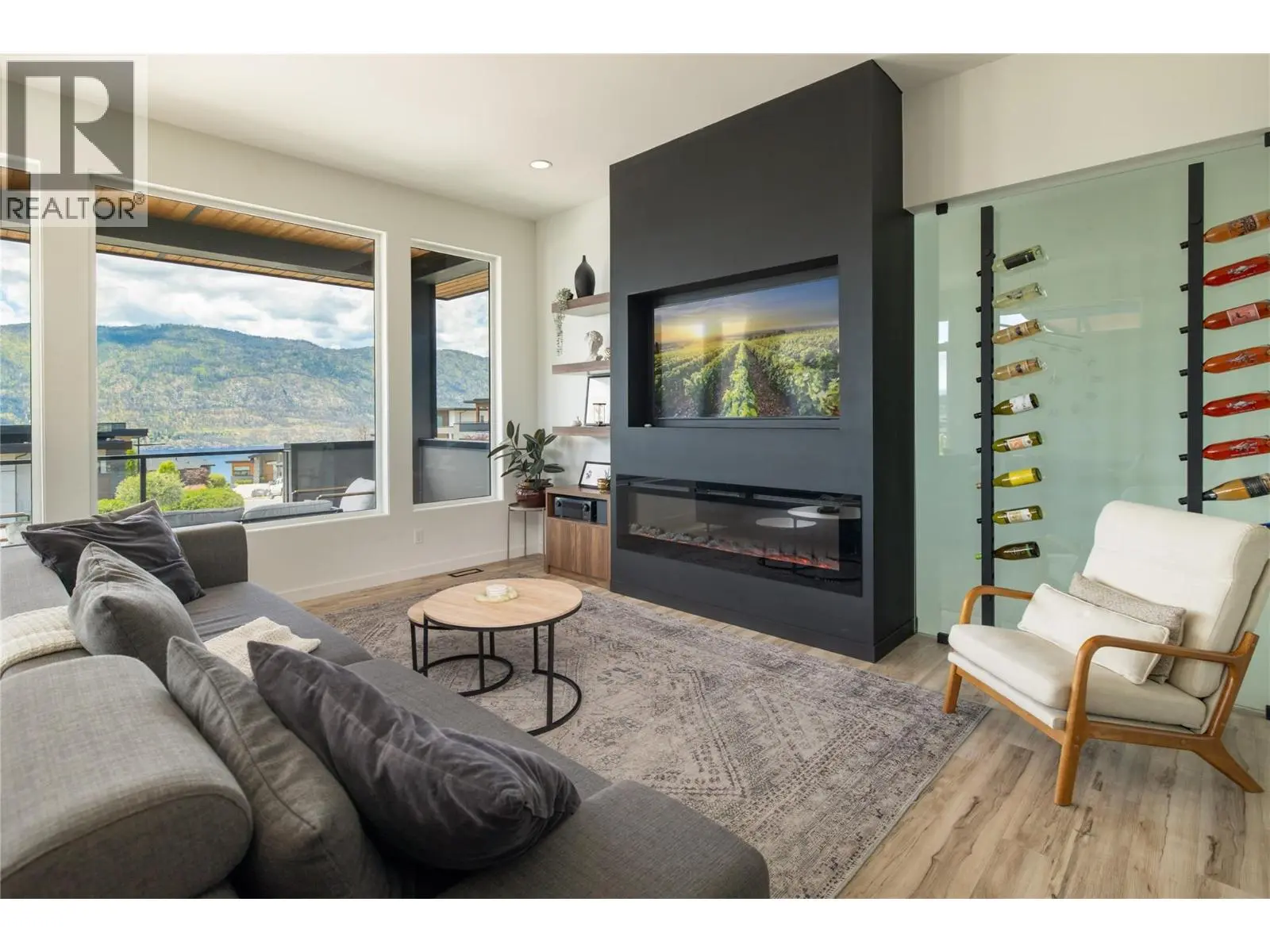 9499 Ledgestone Road. Lake Country, British Columbia