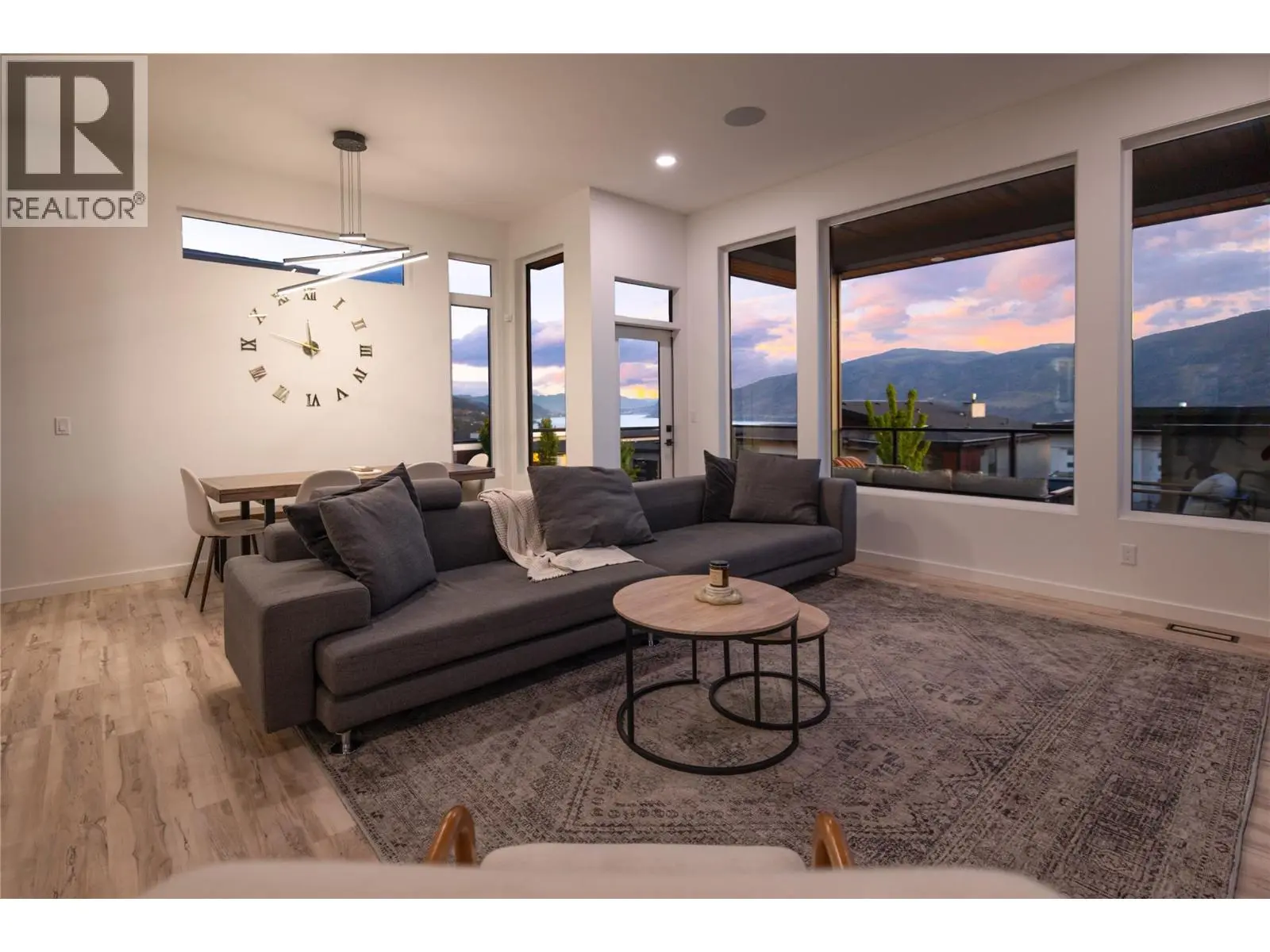 9499 Ledgestone Road. Lake Country, British Columbia