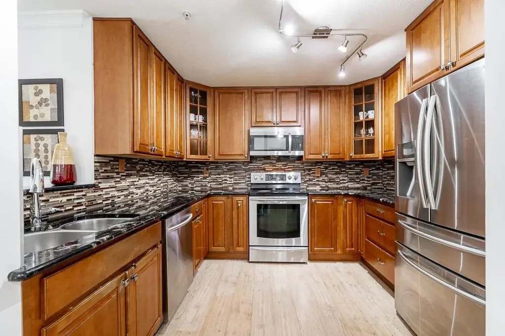 211 20881 56 Avenue, Langley