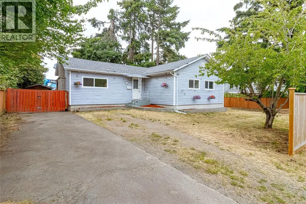 2912 Phipps Rd, Langford