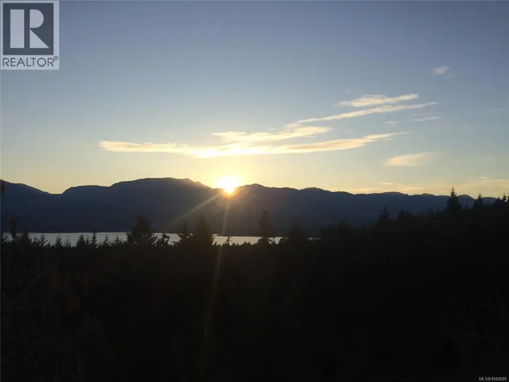 8401 Keith Wagner Way, Denman Island