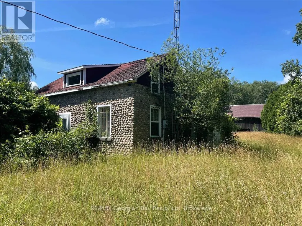6950 County Rd 93 Road, Tiny