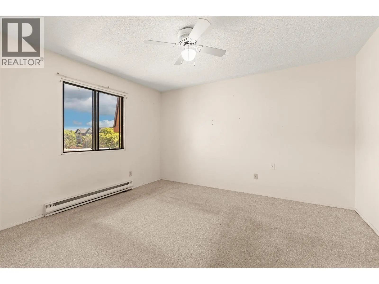 880 Badke Road Unit# 203a. Kelowna, British Columbia