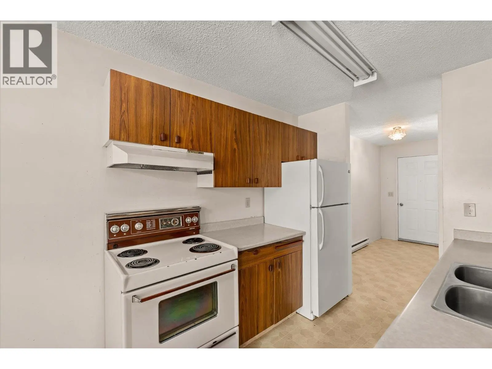 880 Badke Road Unit# 203a. Kelowna, British Columbia