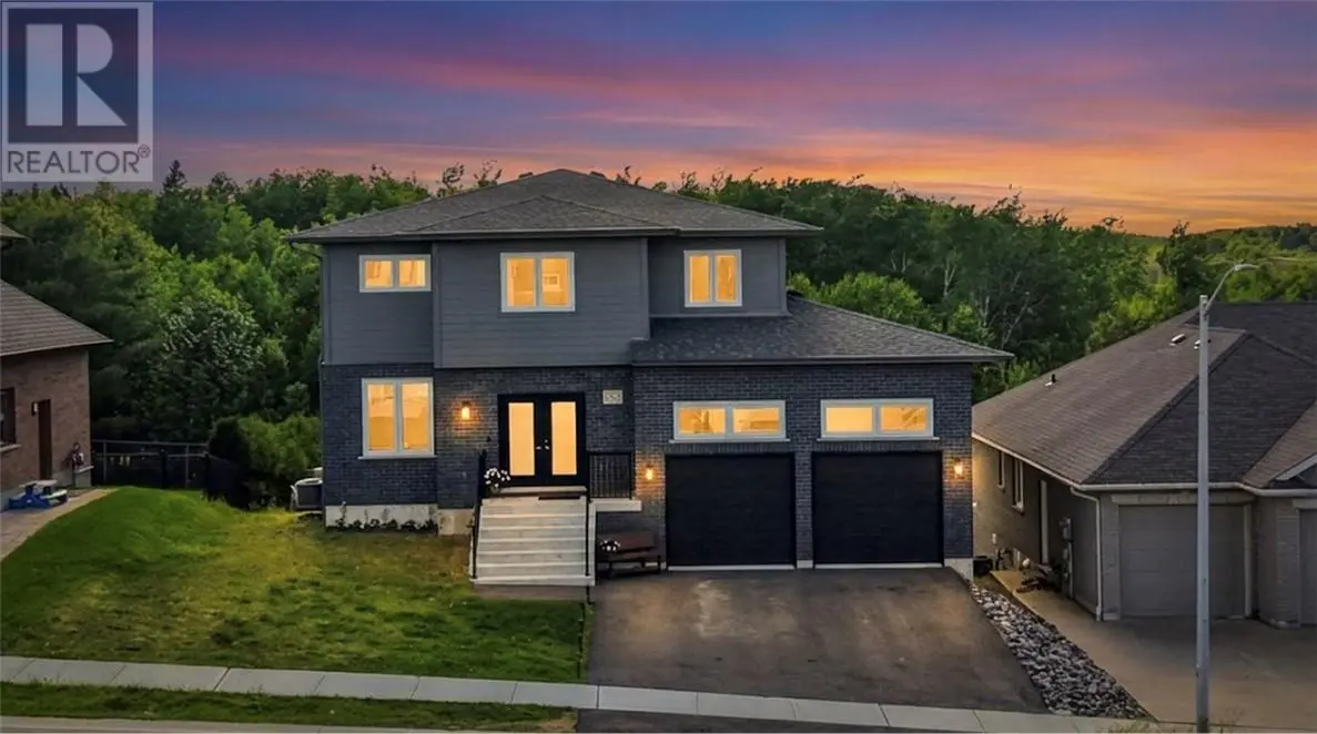 90 Landreville Drive, Sudbury