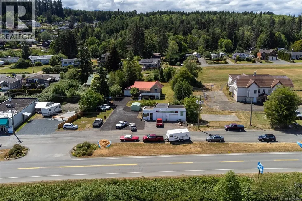 5545 Island Hwy S, Union Bay