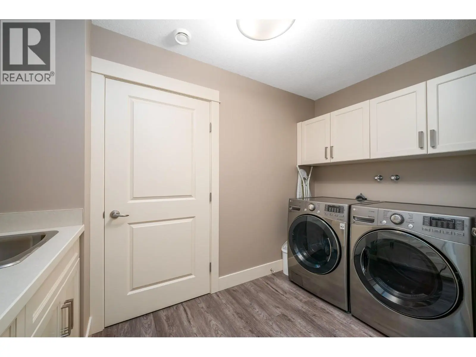 673 Denali Court Unit# 9. Kelowna, British Columbia