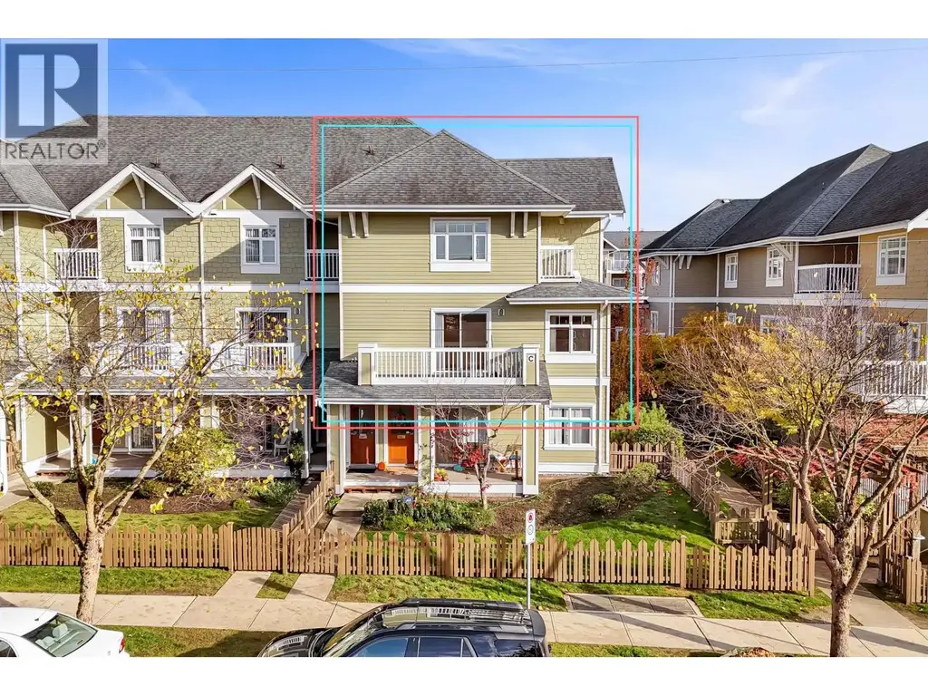157 7388 Macpherson Avenue, Burnaby