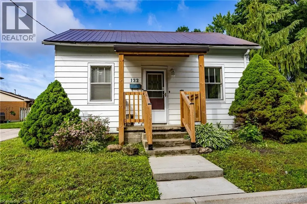 122 Queen Street, Ingersoll