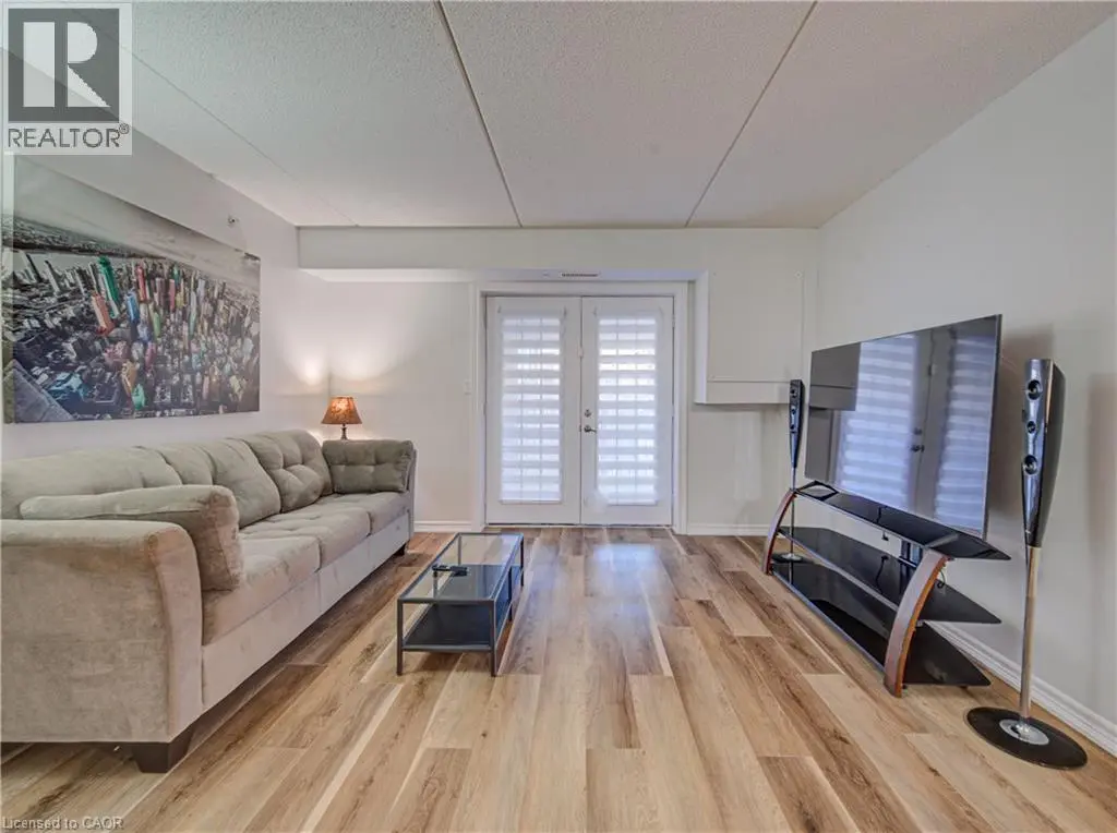 1490 Bishops Gate Unit# 106, Oakville