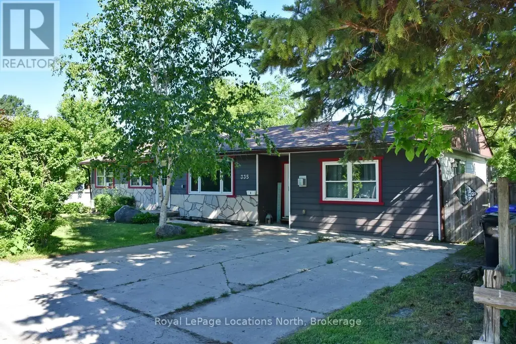 335 Fourth Street W, Collingwood