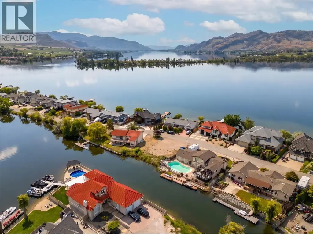 54 Harbour Key Drive, Osoyoos