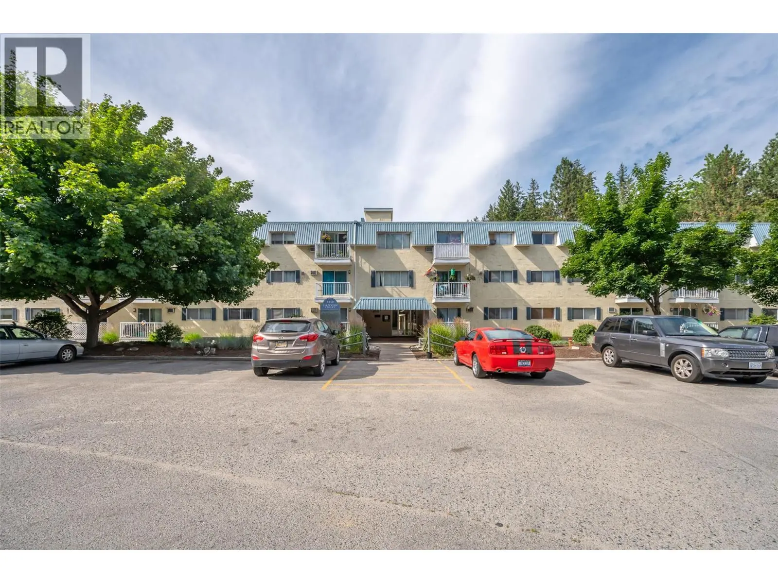 Photo of Listing #10392061