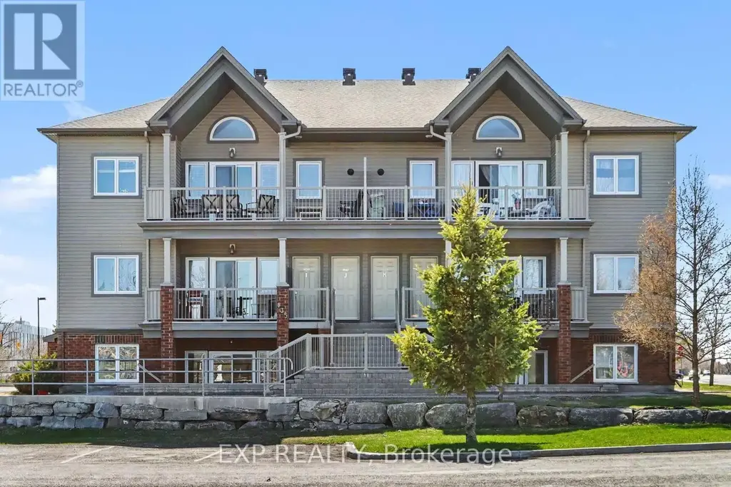 J - 135 Harthill Way, Ottawa