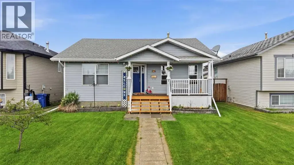 142 Robinson, Penhold