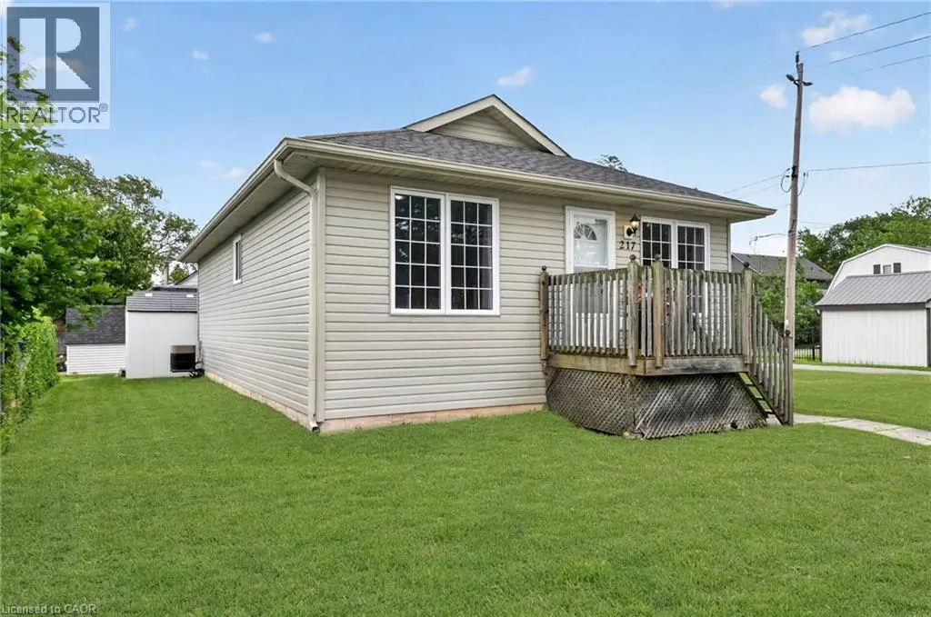 217 Pine Street, Dunnville