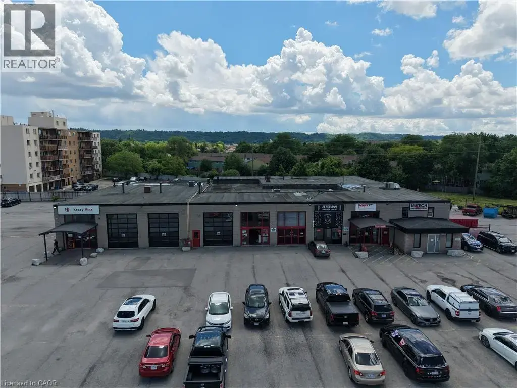 2820 Barton Street E, Hamilton