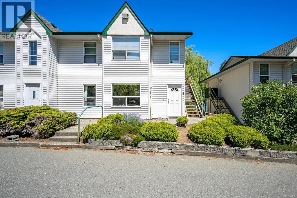 4 1535 Dingwall Rd, Courtenay